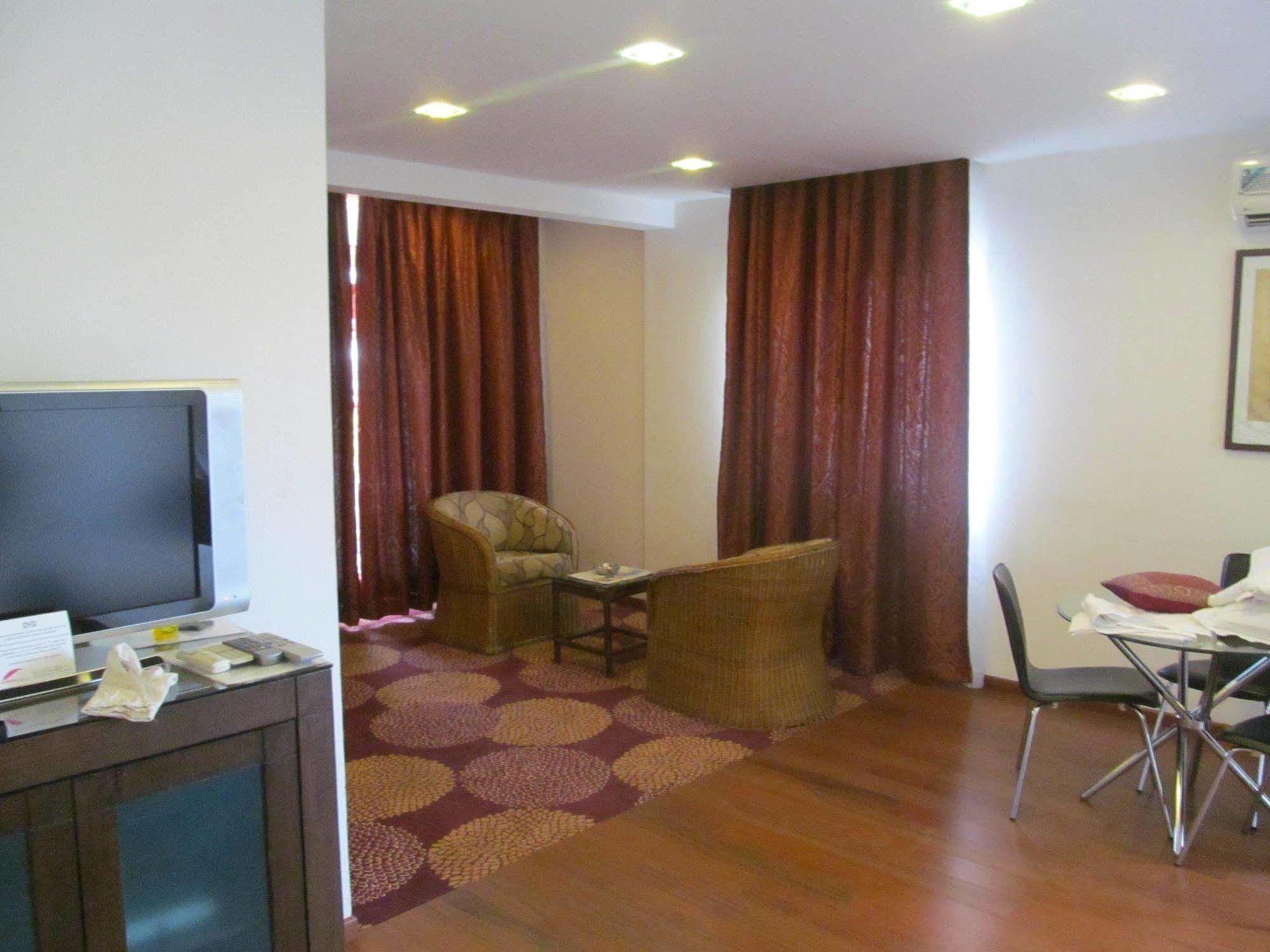 העיר בנגלור Shilton Residence מראה חיצוני תמונה